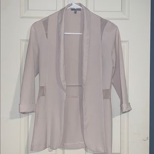 Three quarter cream blazer